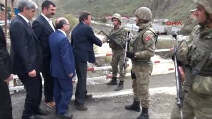 Hakkari CHP Heyeti Güvenlik Gerekçesiyle Yüksekova'ya Giremedi
