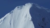 Candide Thovex à Eagle Peak s'élance à 3 466 mètres d'altitude