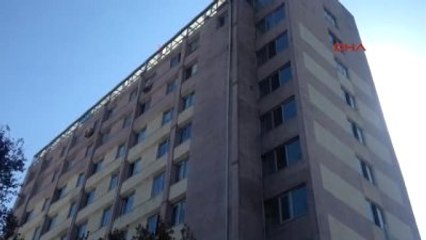 Gaziosmanpaşa Belediyesi'nde Silahlı Kişi Hareketliliği