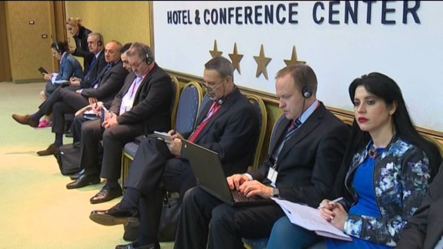 AMBASADORI FRANCEZ E QUAN SHQIPERINE ALEAT NE LUFTEN KUNDER TERRORIZMIT GLOBAL LAJM