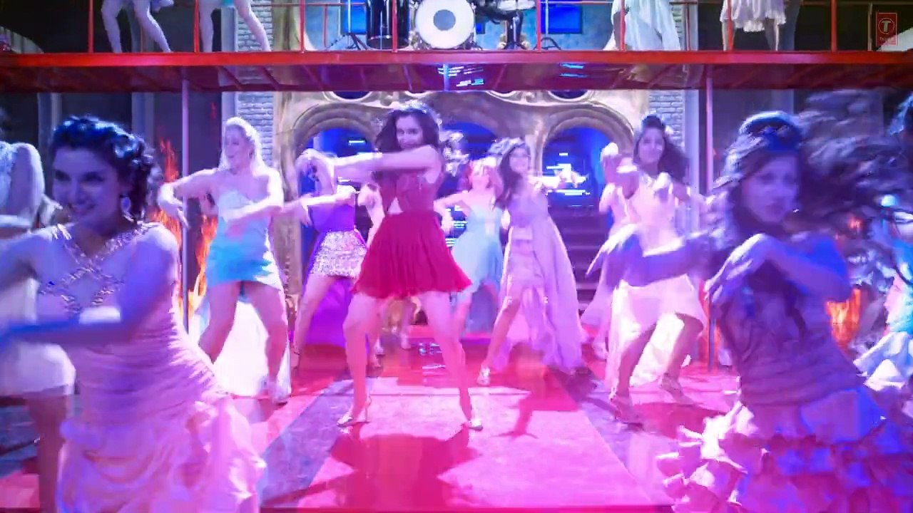 LET'S TALK ABOUT LOVE Movie BAAGHI ( Tiger Shroff) (Shraddha Kapoor)