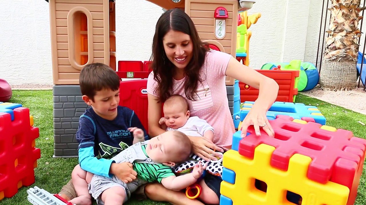 LITTLE TIKES GIANT Playhouse & Waffle Blocks Huge Surprise Toys ~ Meet NEW DisneyCarToys BABY