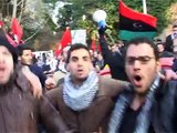 تظاهرات لیبیایی ها در برابر سفارت لیبی در رم