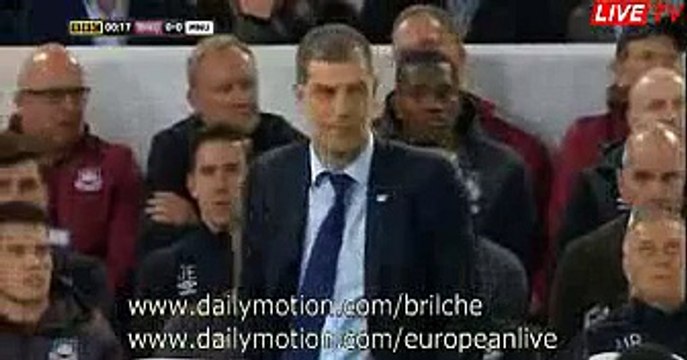 FA Cup - Manchester United Amazing Chance - West Ham vs Manchester United - 13.04.2016