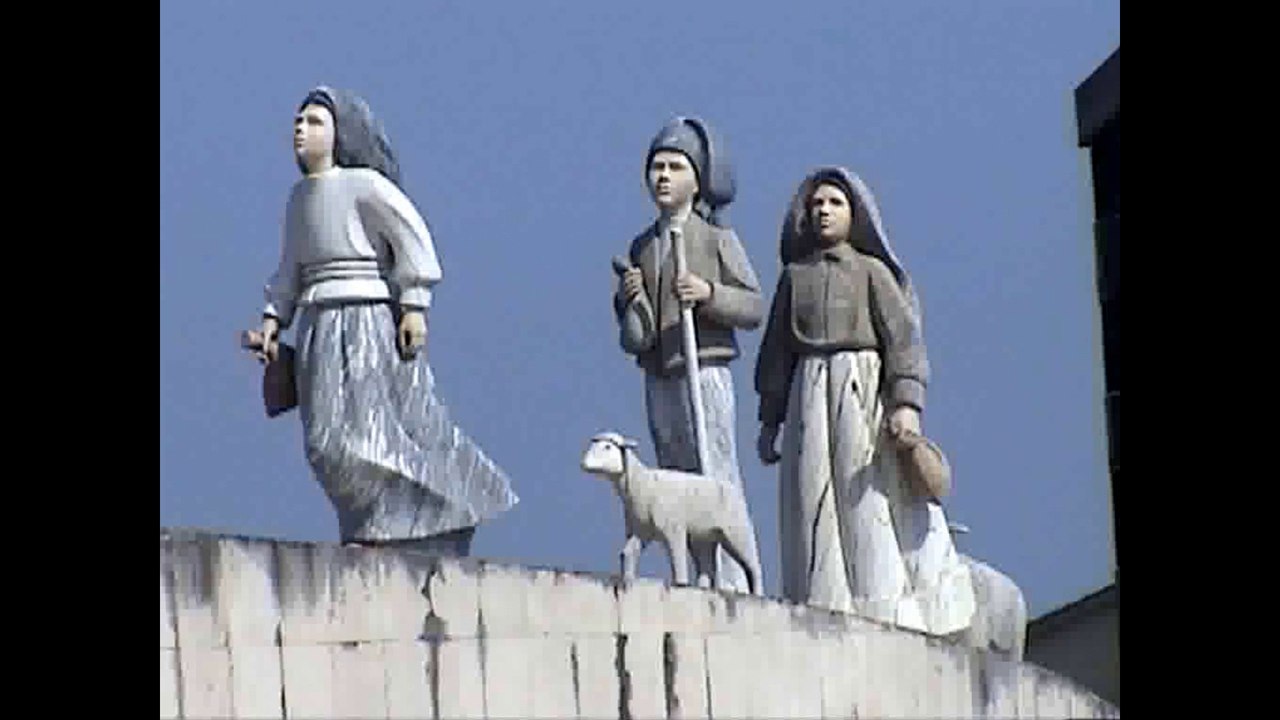 « A »  FATIMA  2015