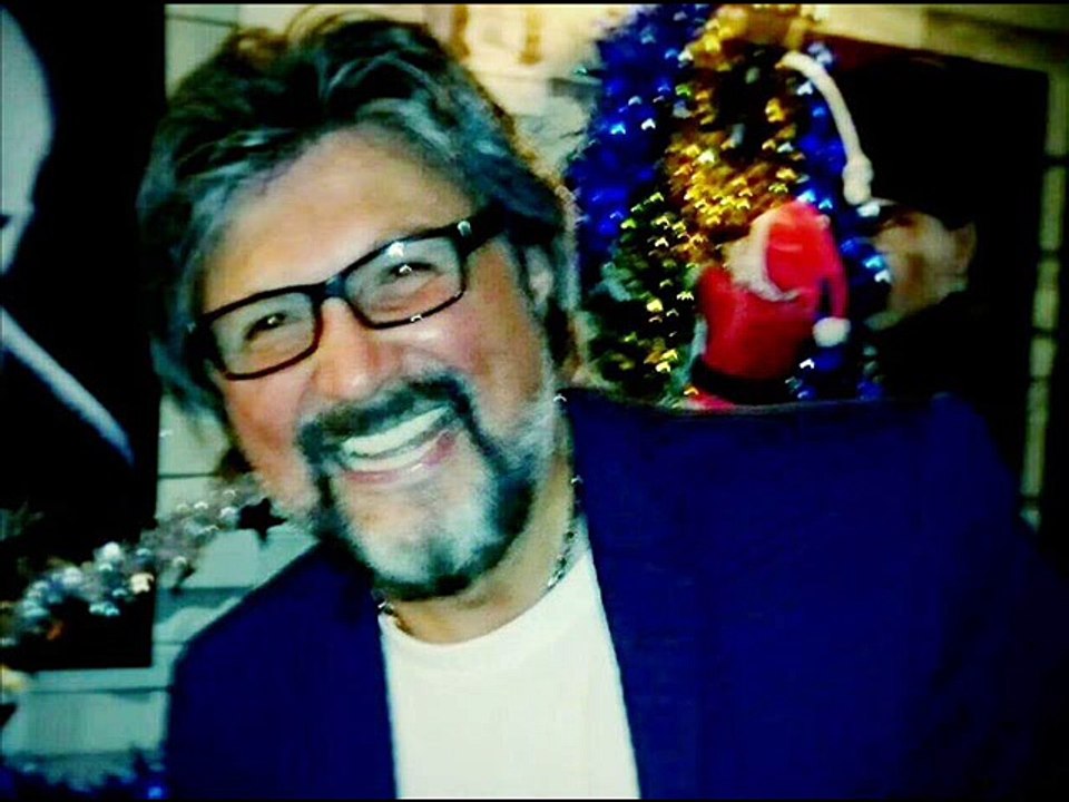 Yaşar YAĞMUR - Beni Yak Kendini Yak