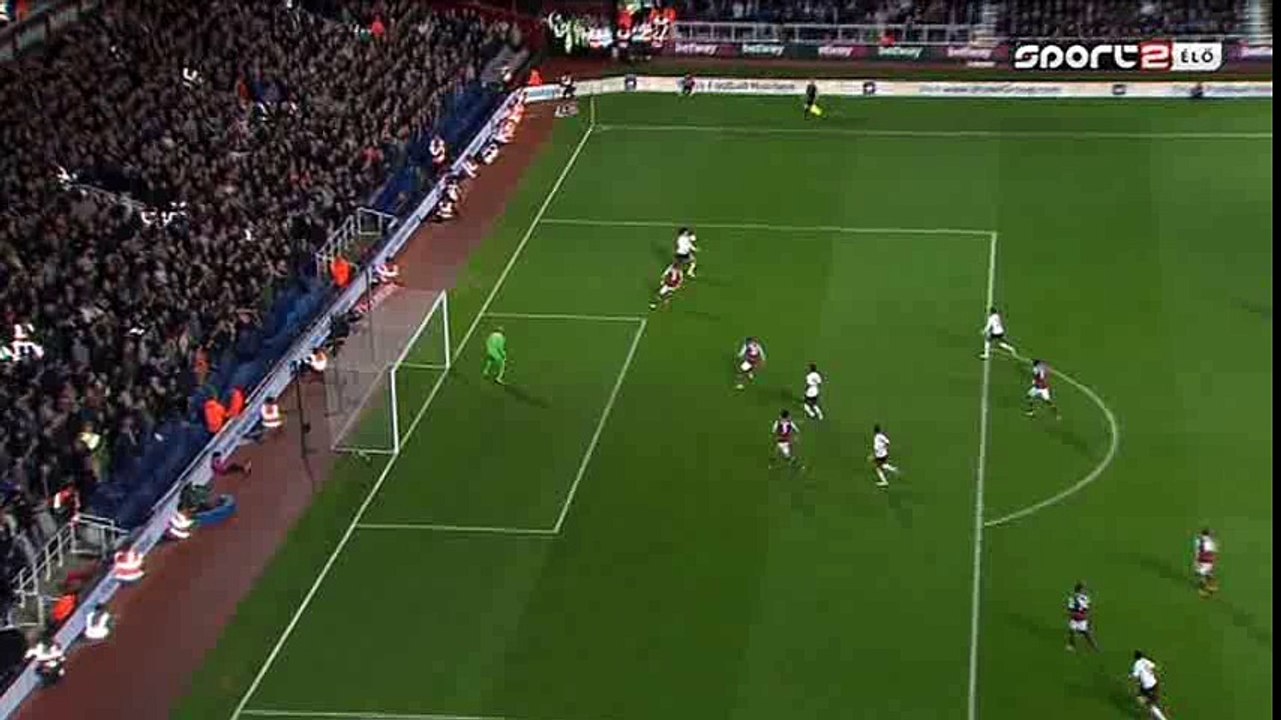 Marouane Fellaini Goal HD - West Ham 0-2 Manchester United  - 13-04-2016