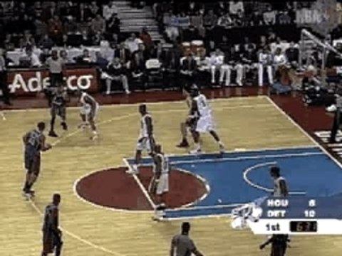 Yao Ming Dunks On Ben Wallace