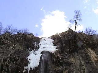 Donan Ramramay Şelalesi'nden muhteşem manzaralar