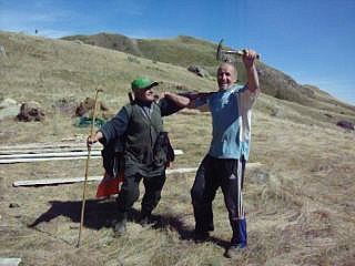 OVA MORATE DA GO POGLEDATE RACO I SULE IGRAAT NEPOZNATO ORO HAHAHA