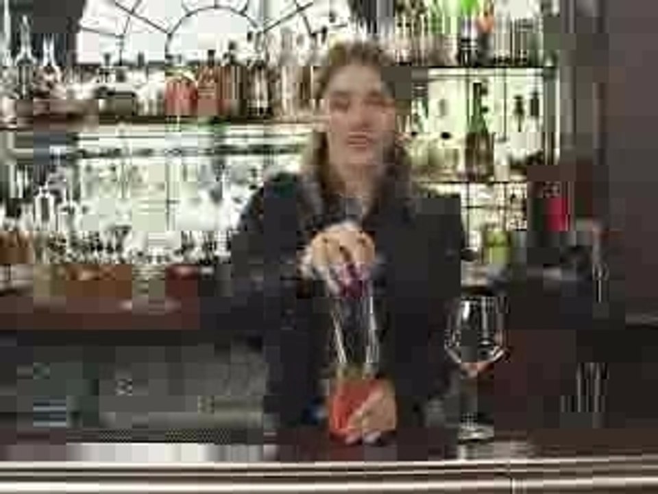 Scarlet Smash Cocktail