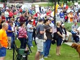 Des Moines Tea Party, July 4th,2009 - Scanning Crowd