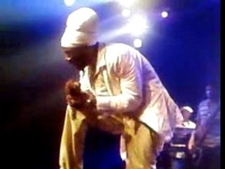Sizzla concert2