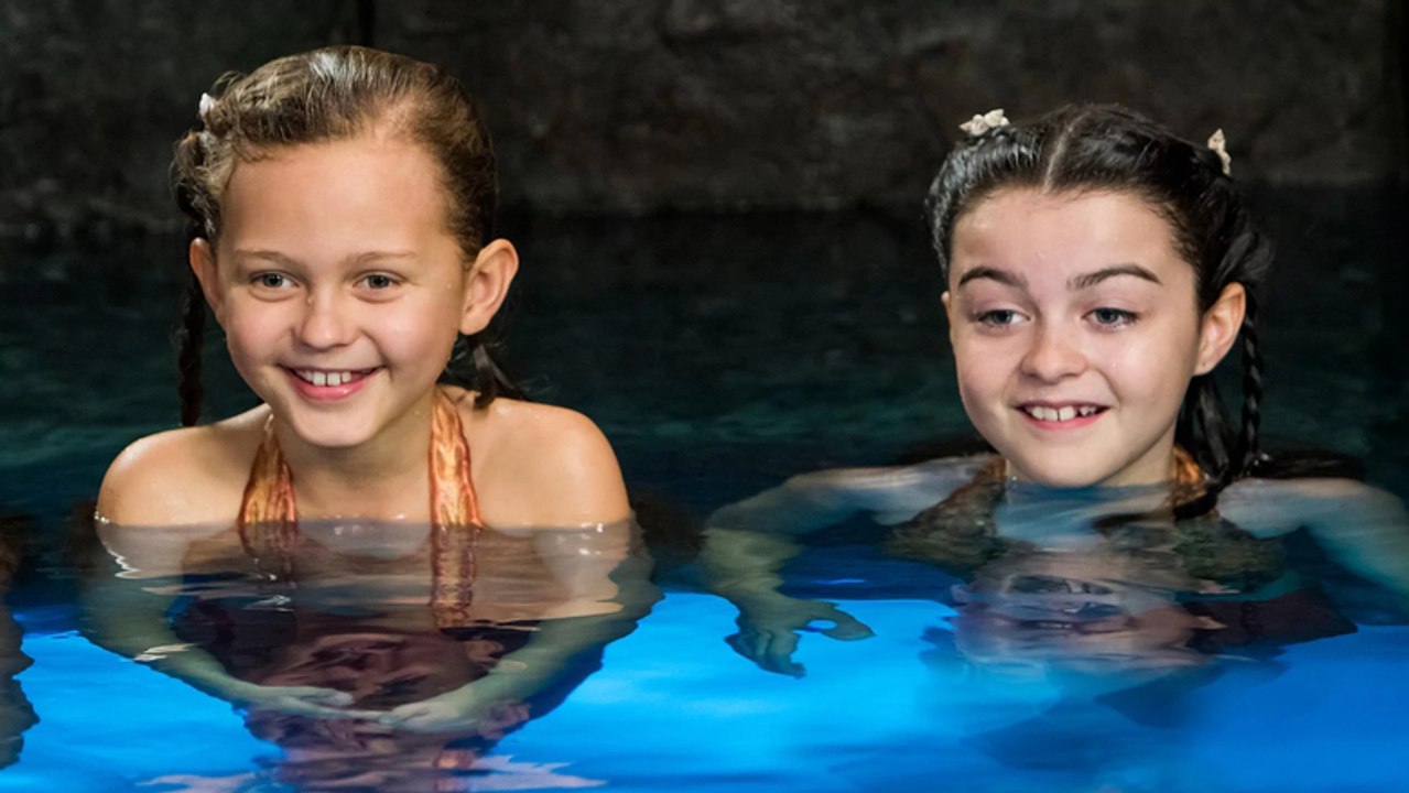 Mako Mermaids Season 1 Episode 1 Online