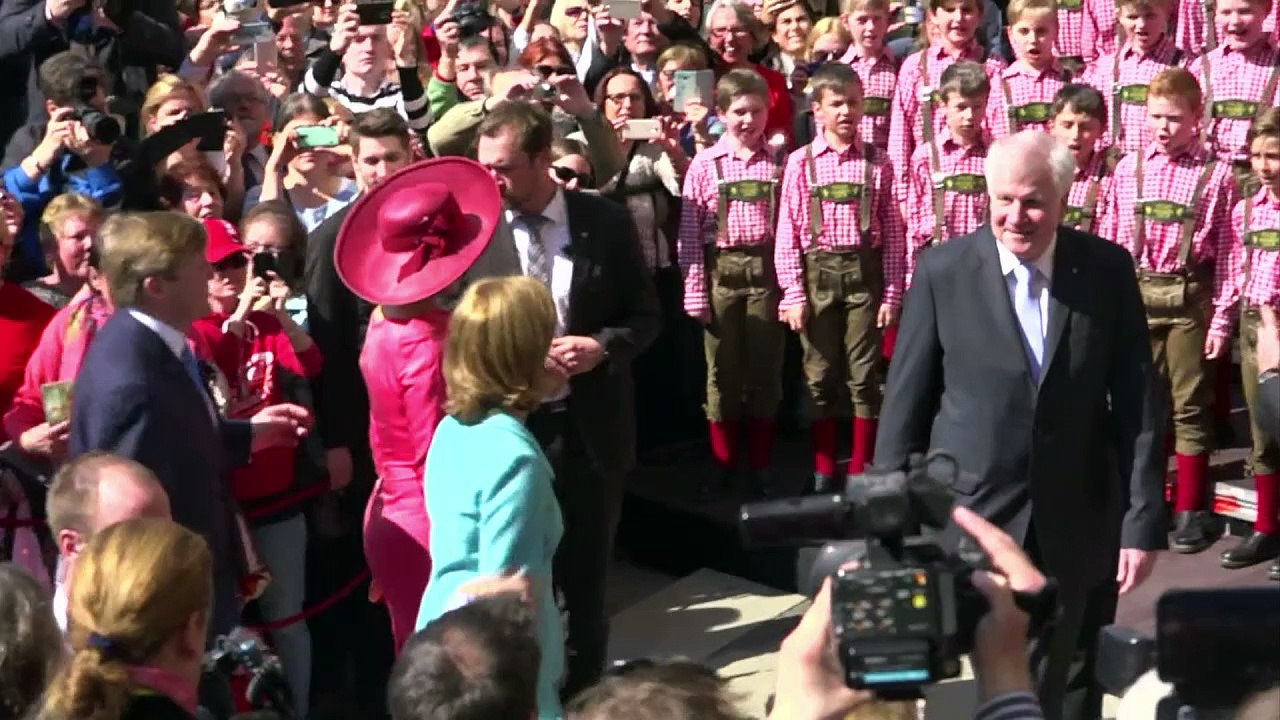 Mit Pomp und Ehren: Niederländisches Königspaar in München
