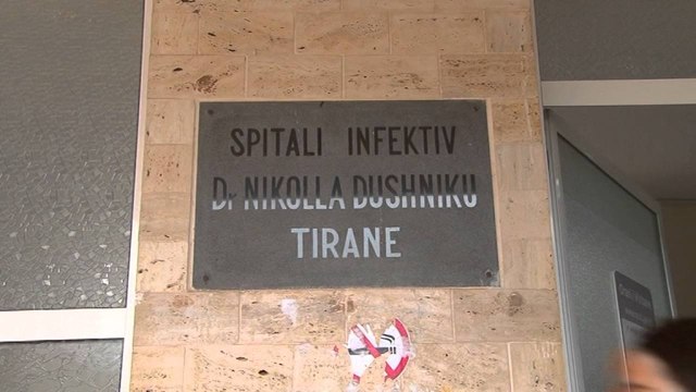HELMOHEN 8 NXENES TE NJE SHKOLLE TE MESME NE TIRANE, KONSUMUAN LENGJE FRUTASH LAJM mpg