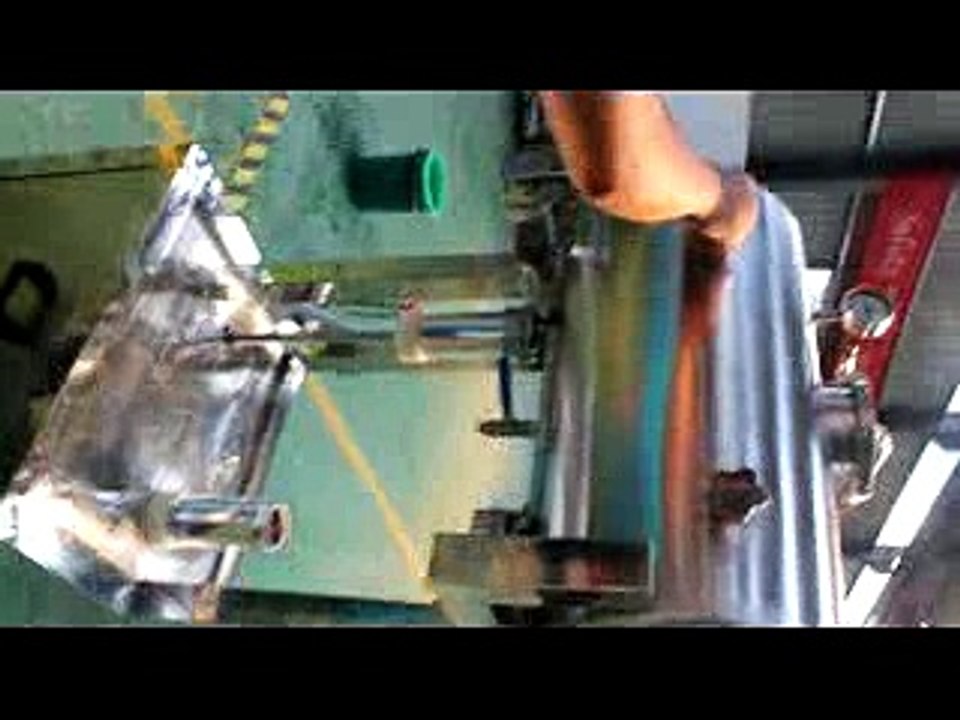 Máy chiết bia bán tự động, máy chiết rót nước có ga bán tự động