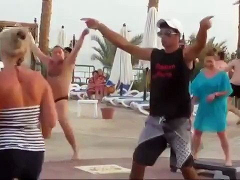 Когда нет настроения всегда смотрю этого дядьку. Ваааще красава!