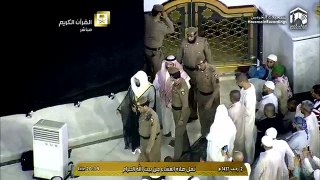 Sheikh Maher arriving to lead Salah, Masjid Al Haram Makkah