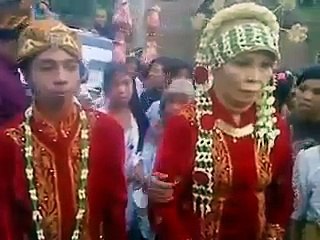 Pernikahan Tua (Wanita) & Muda (Pria)