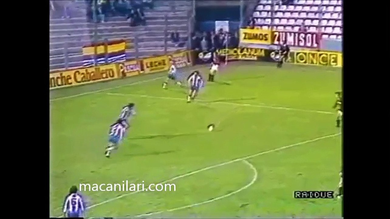 04.11.1987 - 1987-1988 UEFA Cup 2nd Round 2nd Leg RCD Espanyol 0-0 AC Milan