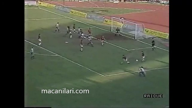 21.10.1987 - 1987-1988 UEFA Cup 2nd Round 1st Leg AC Milan 0-2 RCD Espanyol