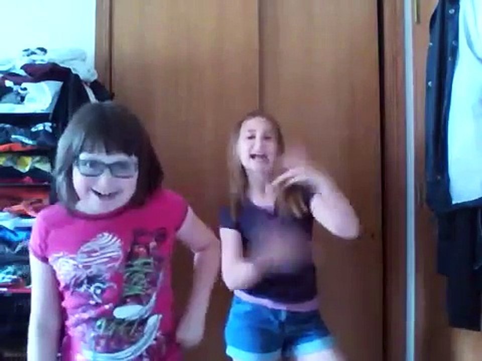 The 2PurpleSparkle Dance!!