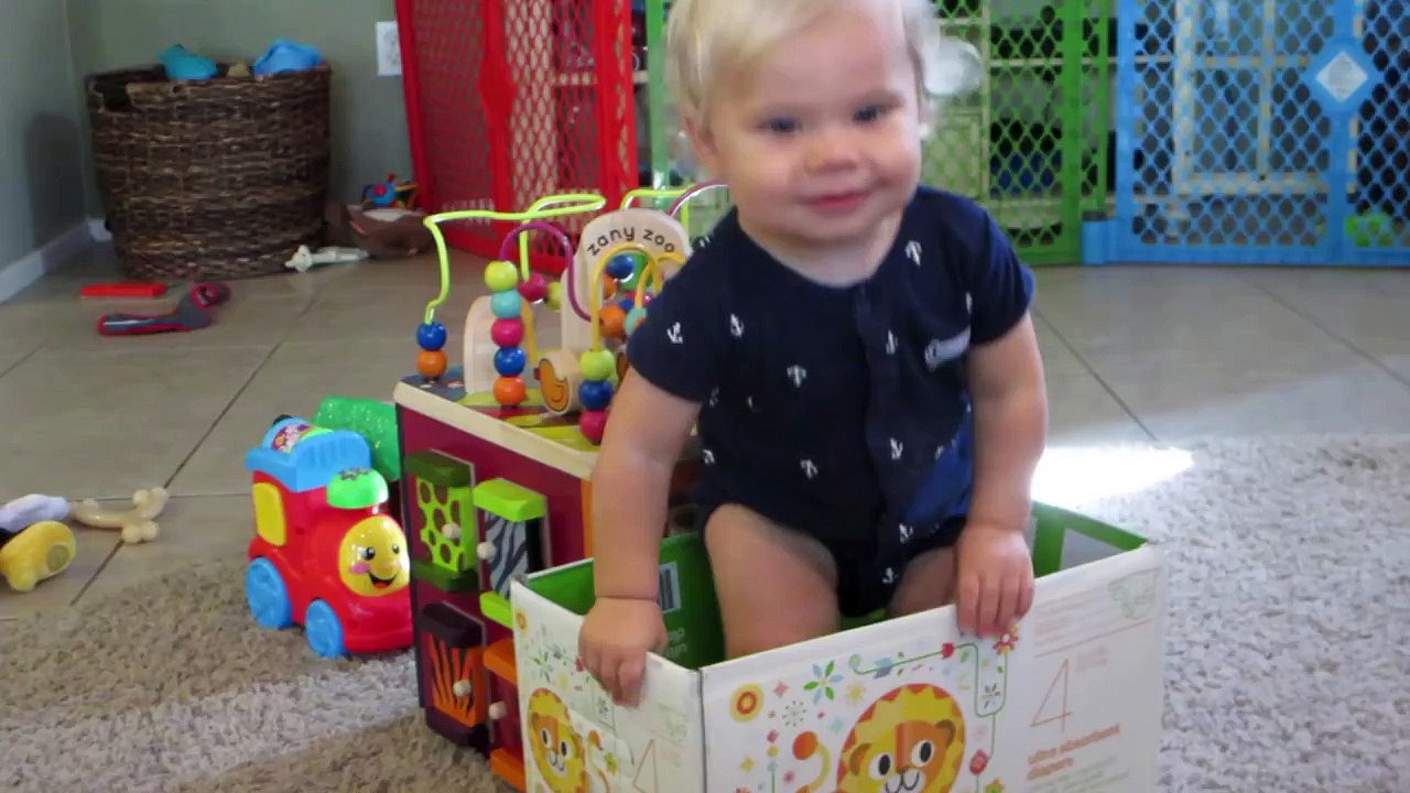 PUMPKIN PATCH BULLY! (10.4.14 - Day 617)