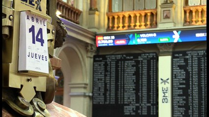 La Bolsa española modera las caídas y recupera los 8.800 puntos