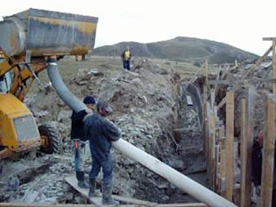 PODGORCI BETONIRANJE NA BRANA PODGORECKO EZERO