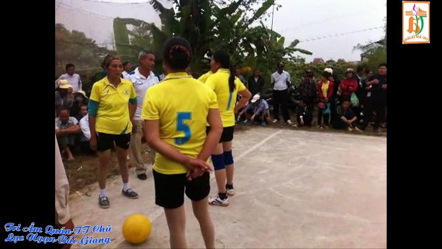 Chung ket bong chuyen hoi nu ngay hoi VHTT. Quy Son & Kien Thanh (Hiep 2b)