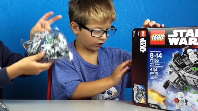 Lego Star Wars First Order Snowspeeder 75100 Force Awakens Build and Review
