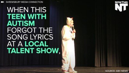 When This Autistic Teen Forgot The Lyrics To A 'Frozen' Song, Everyone Had His Back