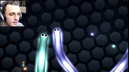 SQUEEZIE-VOUS VOULEZ LE VOIR GRANDIR  (Slither.io #1)