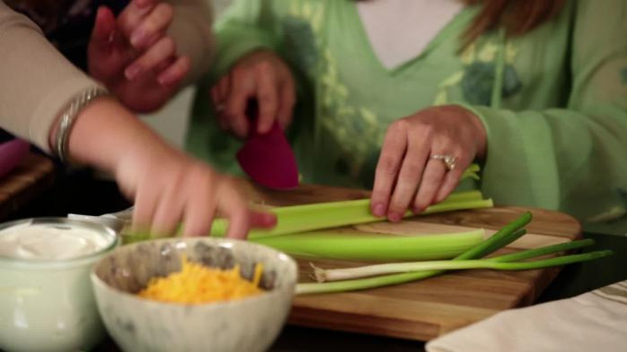 Fast Ways to Cut Celery