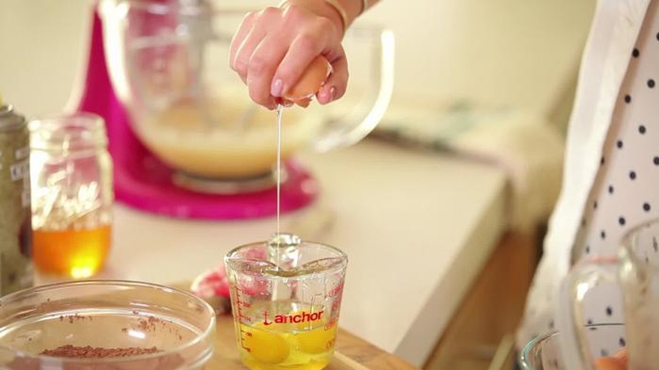 Breaking Eggs Cleanly