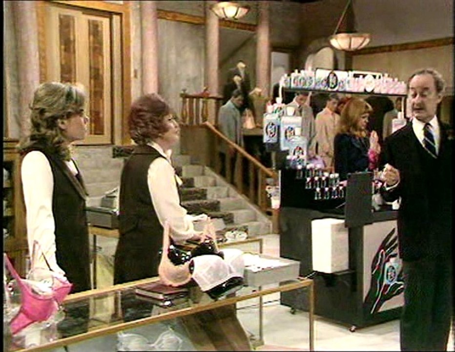 Are You Being Served S01e04 @ His & Hers