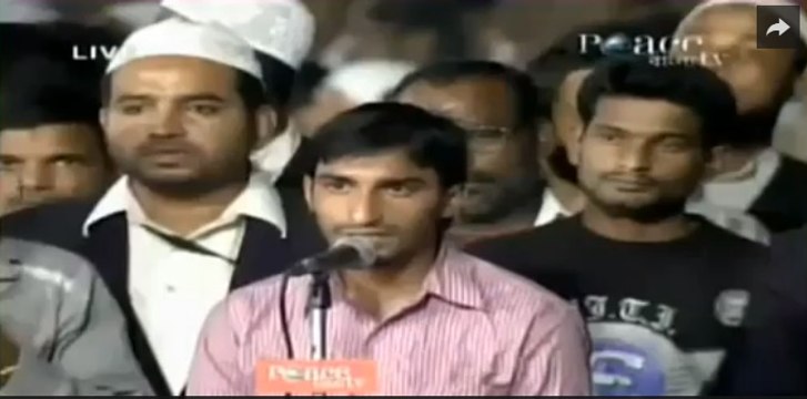 A young man accepting islam after found answer by Zakir Naik (amazing) Why do you follow only Islam while having knowledge of other religions?
