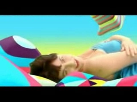 Teki Latex & Lio - Les matins de Paris