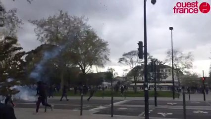 Confrontations au miroir d'eau en marge de la manifestation de Nantes