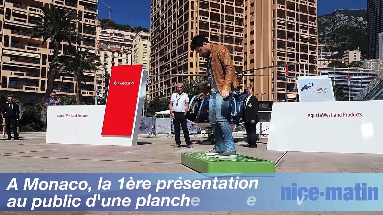 A Monaco, la première présentation au public d'une planche volante