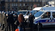 Manifestation à Nantes le long de la Loire, place du Commandant L'Herminier