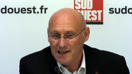 Bernard Laporte à Sud Ouest : "La Fédération doit prendre les internationaux sous contrat"