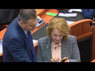 ZHBLLOKOHET REFORMA NE DREJTESI,MANDATET E LESKAJT DHE SULIT SHKOJNE NE KUSHTETUESE LAJM