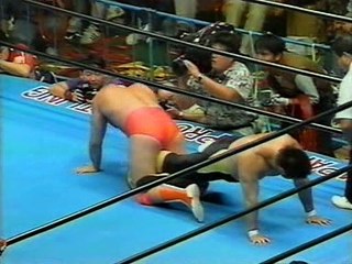 Toshiaki Kawada vs Kenta Kobashi 23/10/93