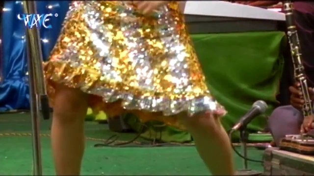 देवरा डालs तरुवे निहुराके राजा जी- Abhi U Na Hoi || Paro Rani || Bhojpuri Hot Nach Program