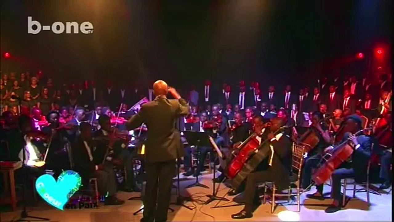 CHOEUR EN PAIX_ b-one TV Congo Live Music 9