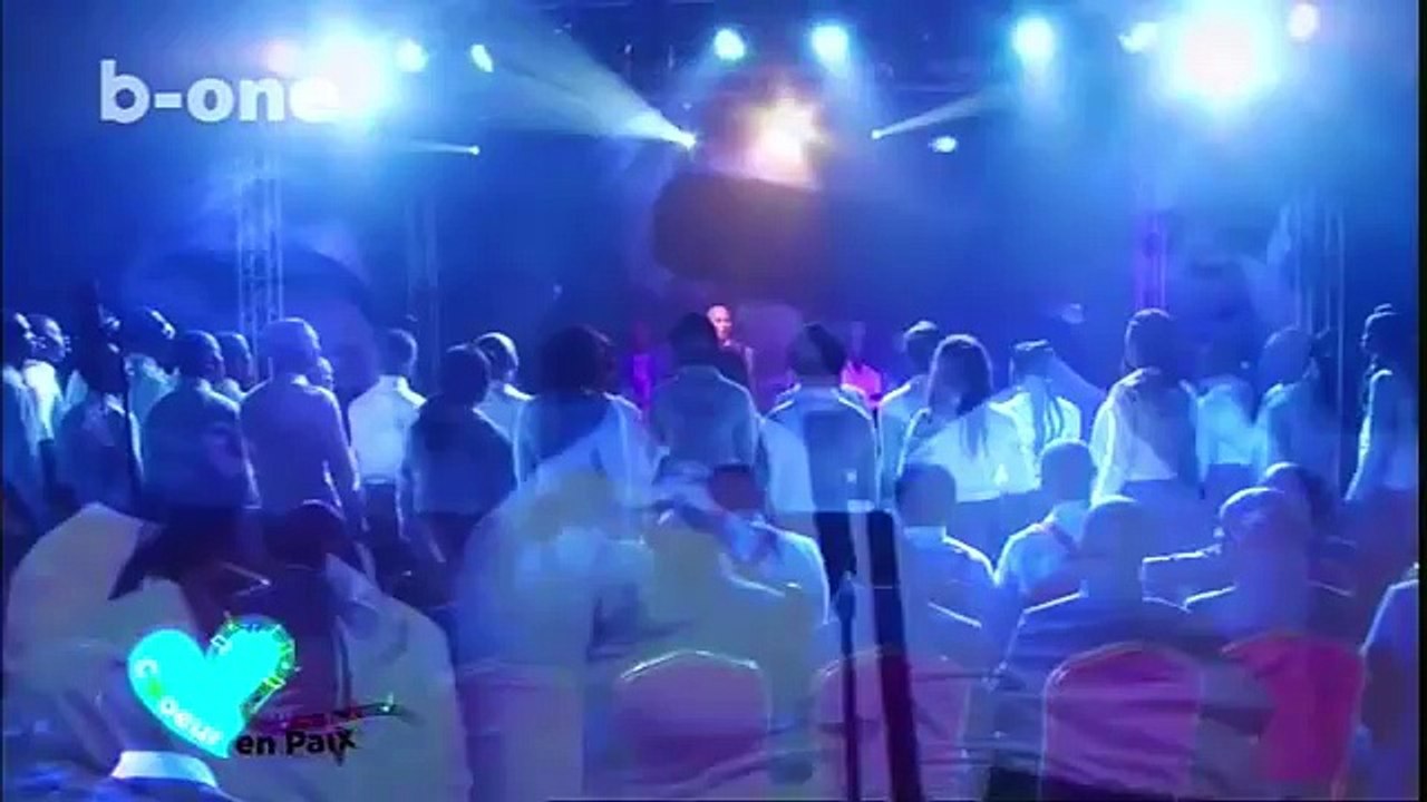 CHOEUR EN PAIX_ b-one TV Congo Live Music 15