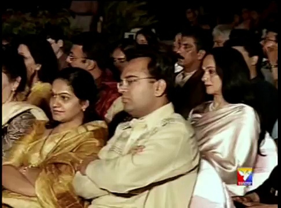 JAGJIT SINGH LIVE IN CONCERT LIFE STORY COMPLETE 10
