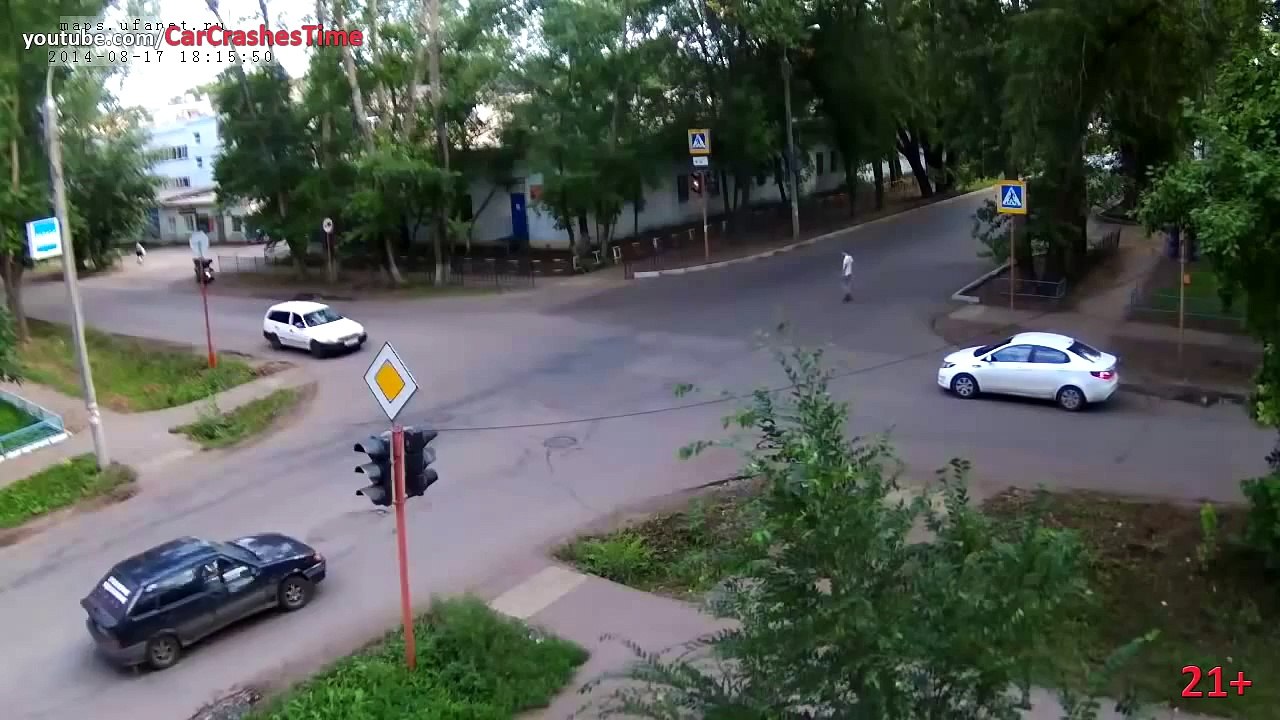 Car Crashes Time 25